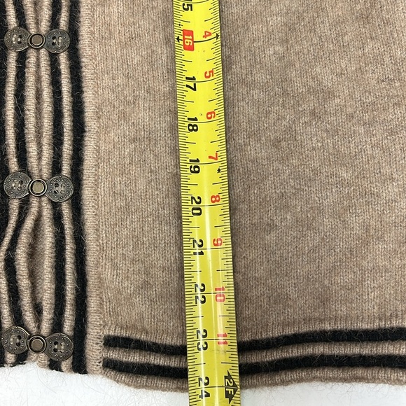 Lothlorian New Zealand 🇳🇿Wool and Possum Hook Closure Cardigan Size Small - Picture 11 of 11